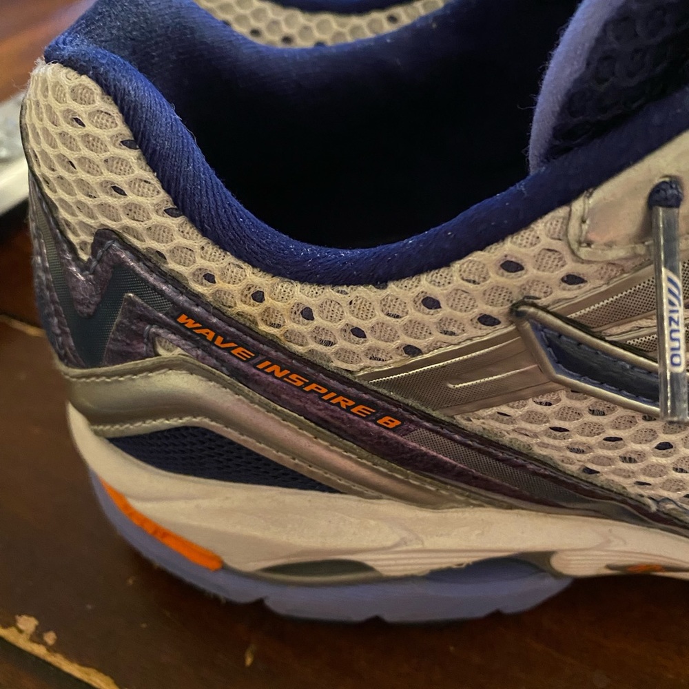 Like New Mizuno Wave Inspire 8